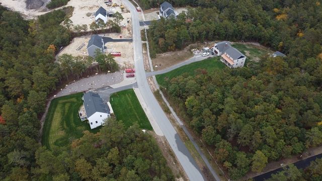 17-035 Seabiscuit Drive, Plymouth, MA 02360