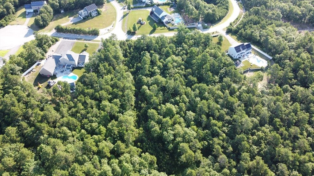 17-035 Seabiscuit Drive, Plymouth, MA 02360