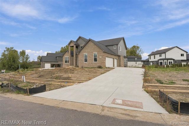 24454 Pembrooke Drive, South Lyon, MI 48178