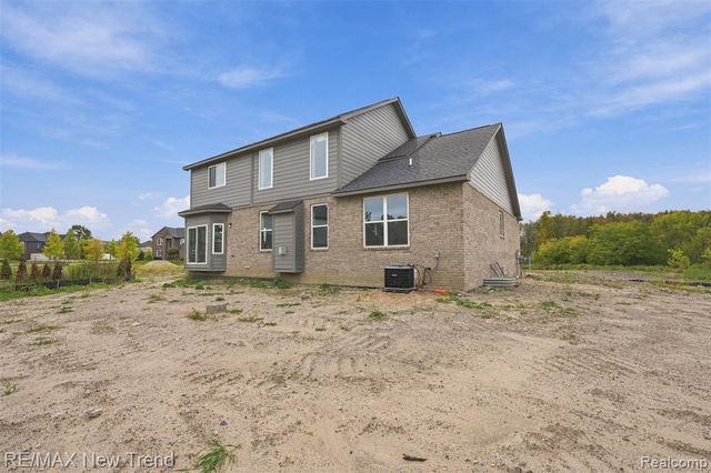24454 Pembrooke Drive, South Lyon, MI 48178