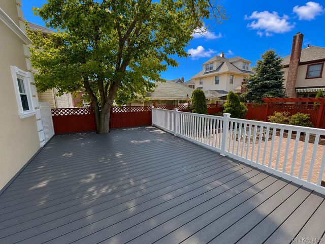 526 Beach 132nd Street, Belle Harbor, NY 11694