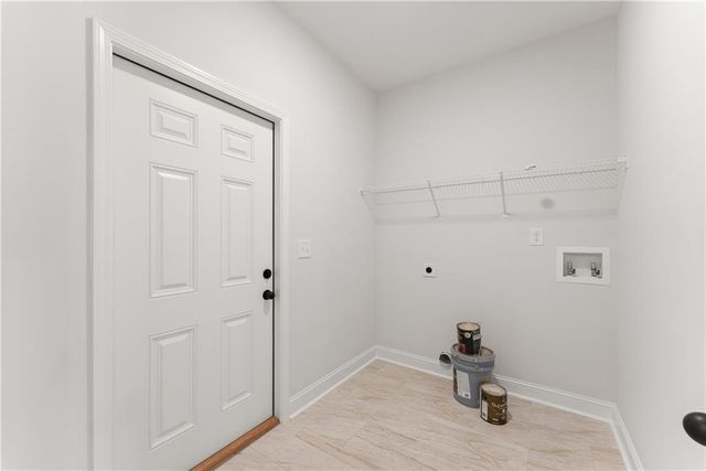 50 Hawks Ridge Ct, Cleveland, GA 30528