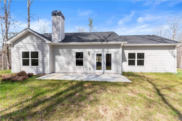 50 Hawks Ridge Ct, Cleveland, GA 30528