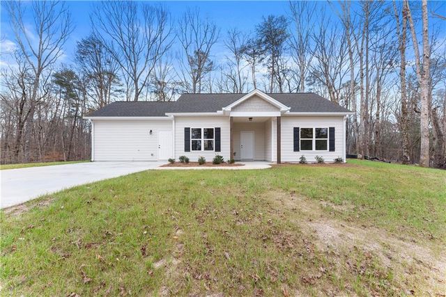 50 Hawks Ridge Ct, Cleveland, GA 30528