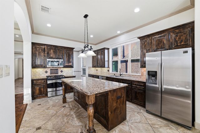 803 Miramar Drive, Rockwall, TX 75087