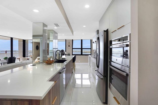 5480 N Ocean Drive Bphc, Singer Island, FL 33404