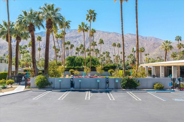 1111 E Ramon Road 98, Palm Springs, CA 92264