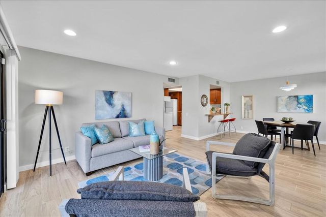 1111 E Ramon Road 98, Palm Springs, CA 92264