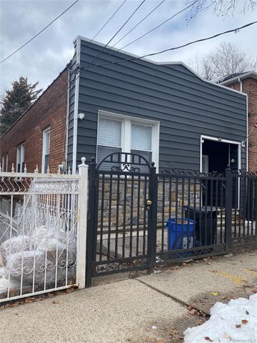4331 Murdock Avenue, Bronx, NY 10466