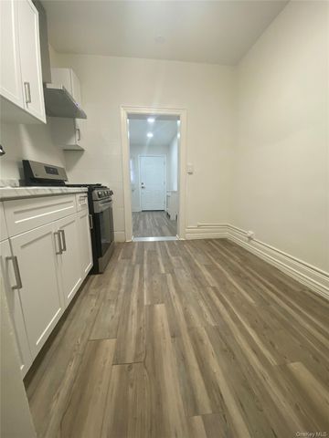 4331 Murdock Avenue, Bronx, NY 10466