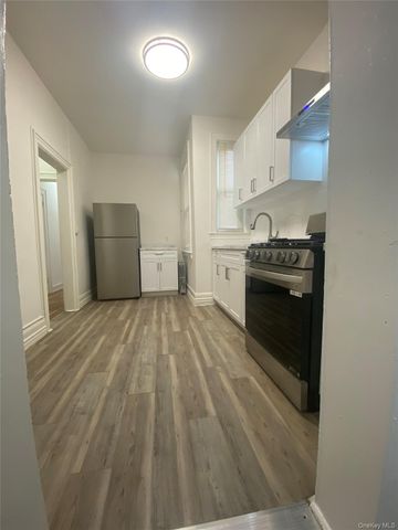 4331 Murdock Avenue, Bronx, NY 10466