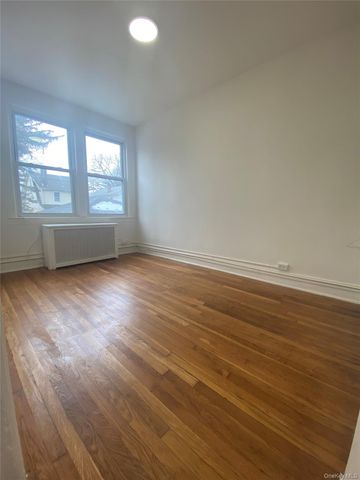 4331 Murdock Avenue, Bronx, NY 10466