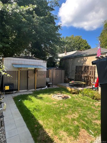 4331 Murdock Avenue, Bronx, NY 10466