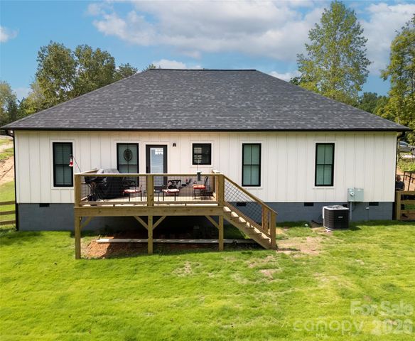 98 Lexxi Lane, Tryon, NC 28782
