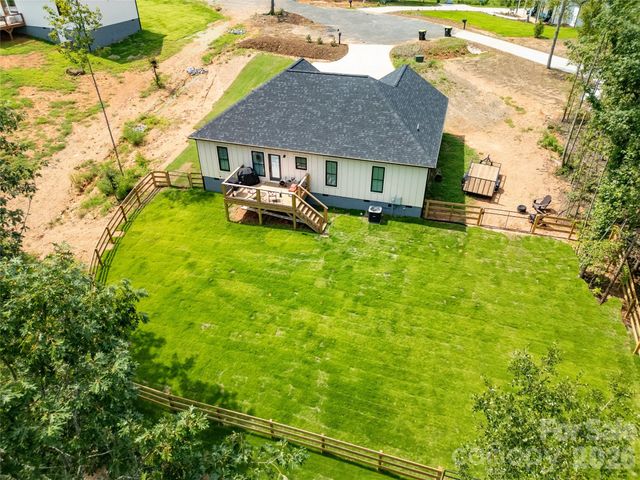 98 Lexxi Lane, Tryon, NC 28782