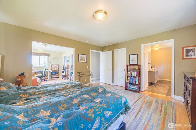 80 Sunshine Plaza, Sequim, WA 98382