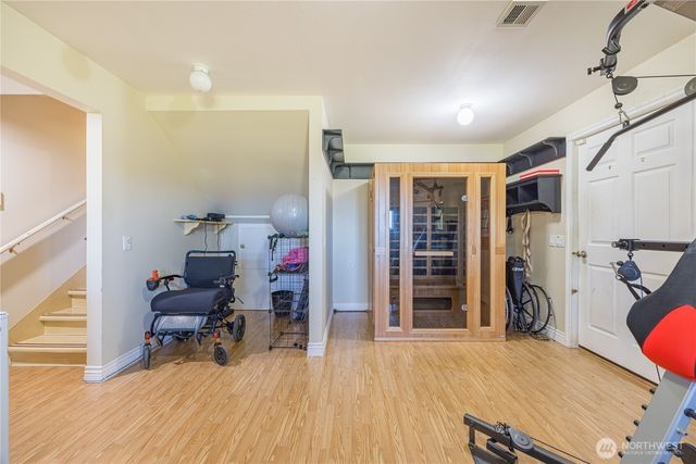 80 Sunshine Plaza, Sequim, WA 98382