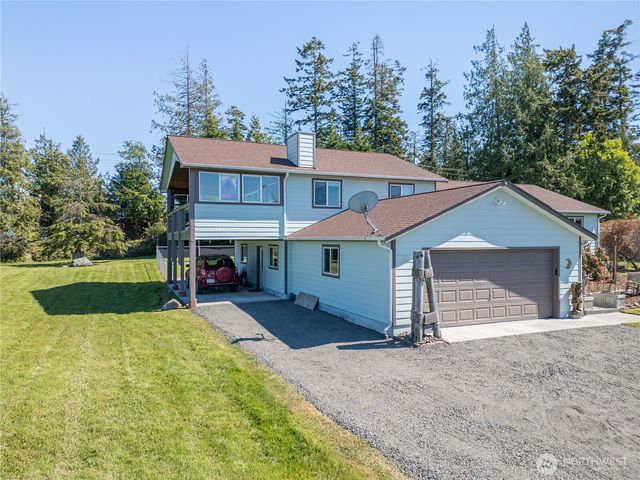 80 Sunshine Plaza, Sequim, WA 98382