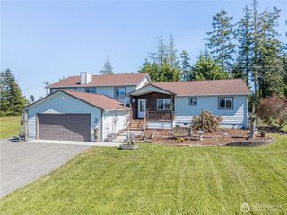 80 Sunshine Plaza, Sequim, WA 98382