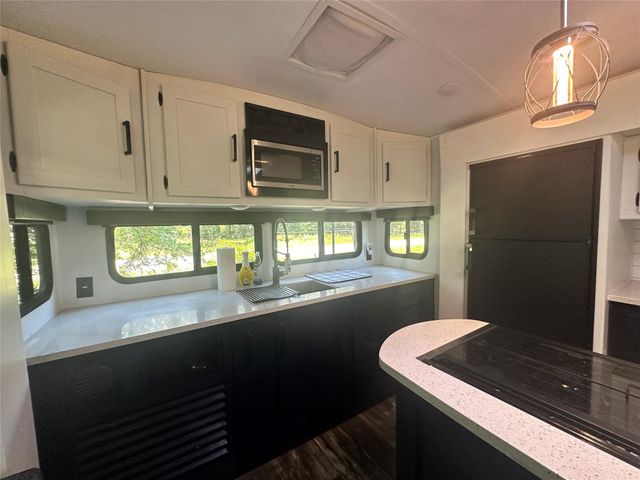 476 W Woodland Shores Drive, Point Blank, TX 77364