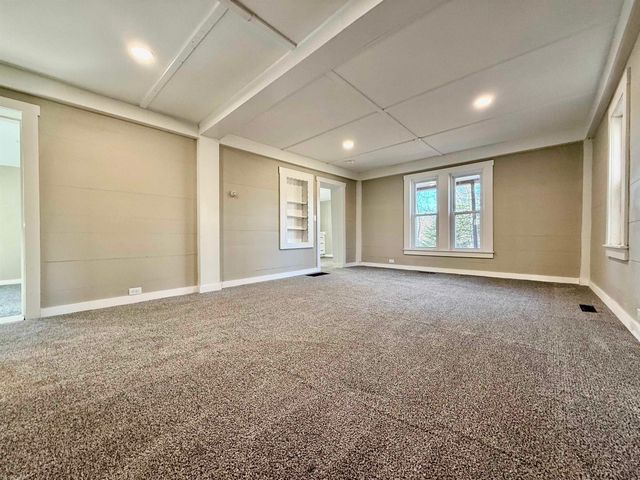 82 Edgerly School Road, Meredith, NH 03253