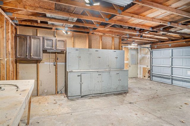 1821 N Lapeer Road, Lapeer, MI 48446