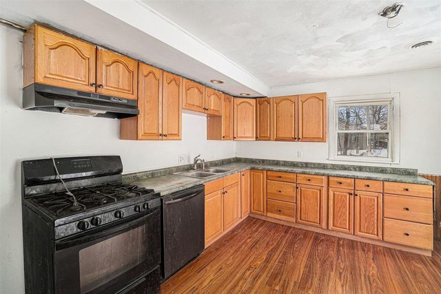 1821 N Lapeer Road, Lapeer, MI 48446