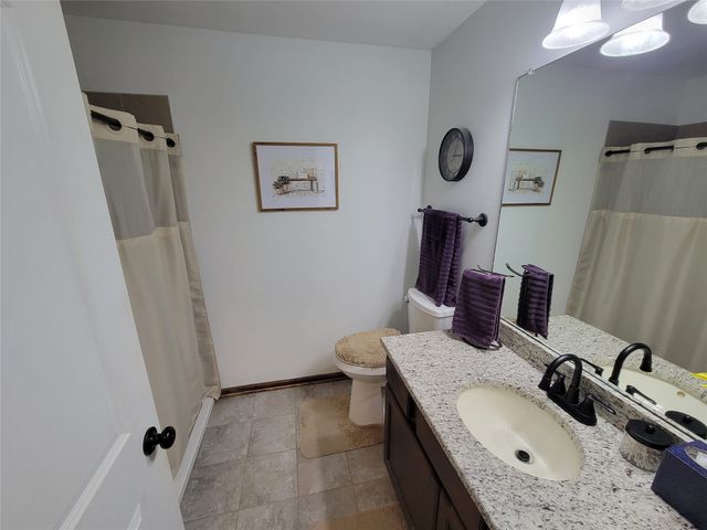 5462 SE 27th Street, Des Moines, IA 50320