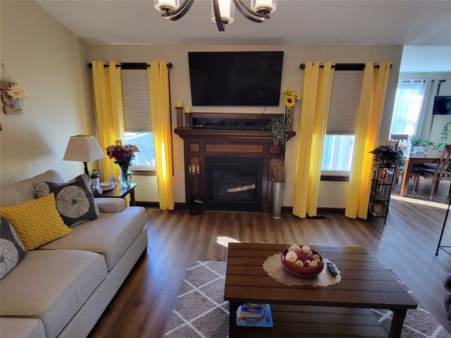 5462 SE 27th Street, Des Moines, IA 50320