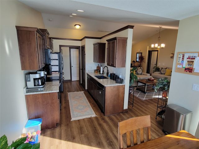 5462 SE 27th Street, Des Moines, IA 50320