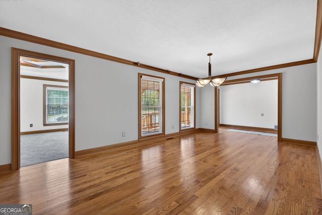 916 Highway 36 W, Barnesville, GA 30204