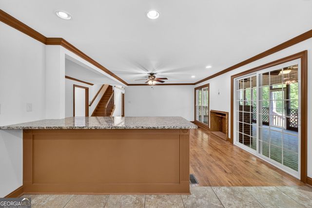 916 Highway 36 W, Barnesville, GA 30204