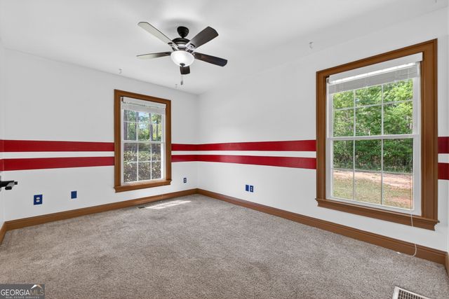 916 Highway 36 W, Barnesville, GA 30204