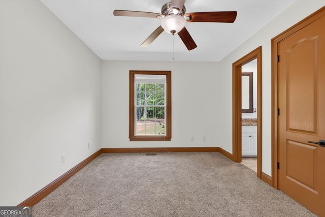 916 Highway 36 W, Barnesville, GA 30204