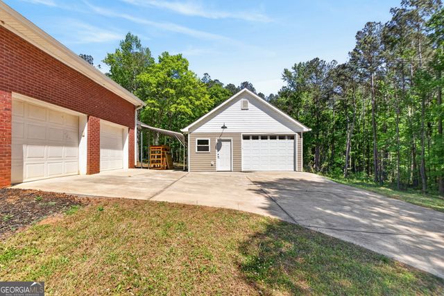 916 Highway 36 W, Barnesville, GA 30204