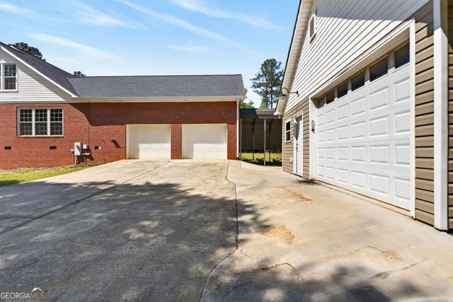 916 Highway 36 W, Barnesville, GA 30204