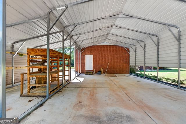 916 Highway 36 W, Barnesville, GA 30204