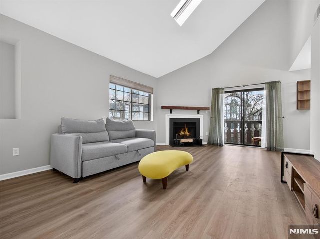 2506 Hemingway Lane, Mahwah, NJ 07430