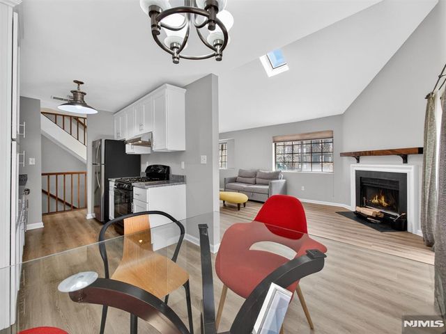 2506 Hemingway Lane, Mahwah, NJ 07430