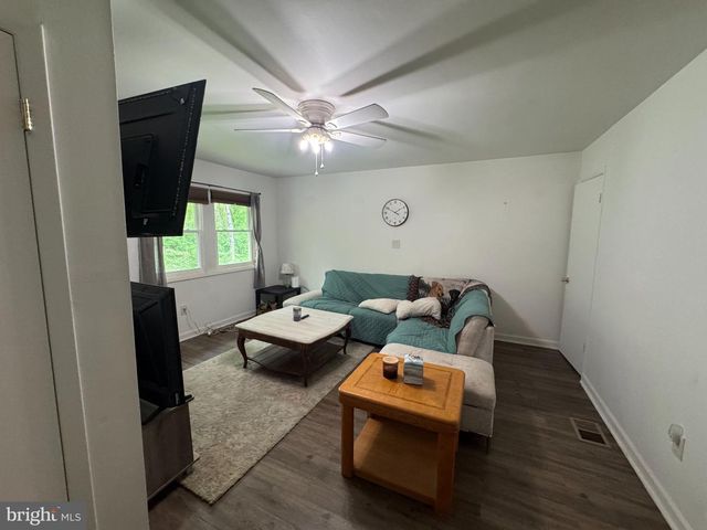 673 CREEK RD, Front Royal, VA 22630