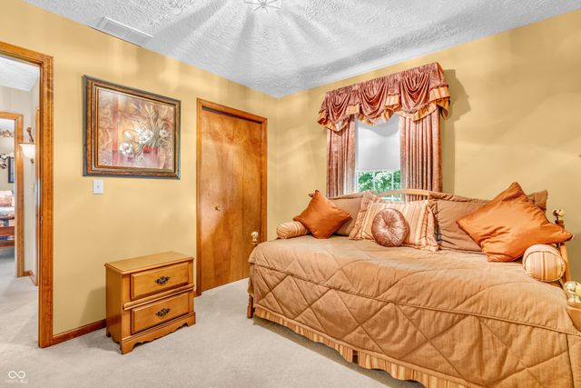 6605 N Private Road 110 W, Brazil, IN 47834