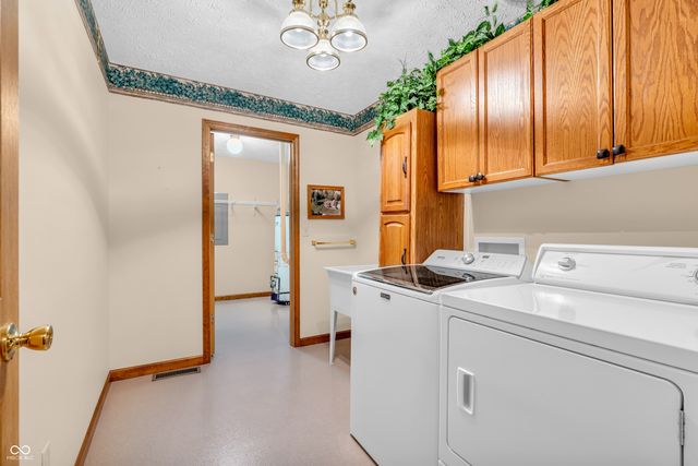 6605 N Private Road 110 W, Brazil, IN 47834