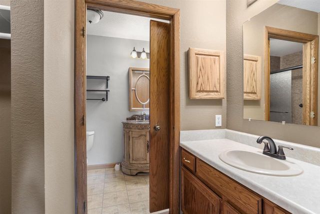 62 SPENCER VILLAGE COURT, Appleton, WI 54914