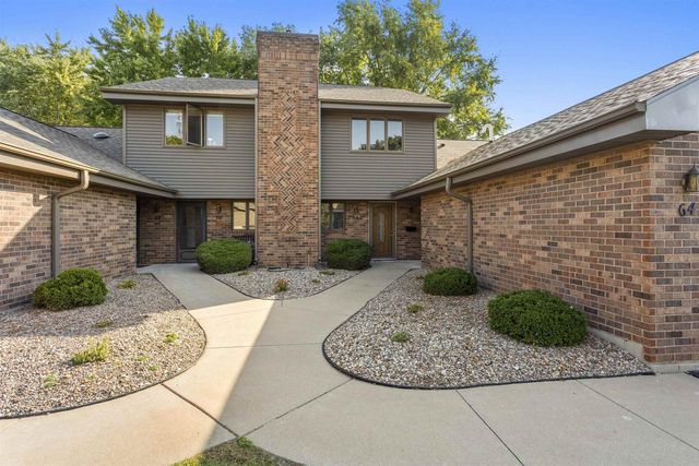 62 SPENCER VILLAGE COURT, Appleton, WI 54914