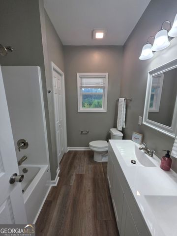 60 Charlotte Drive, Statham, GA 30666