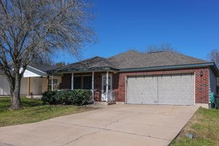 1128 Overlook WAY, San Marcos, TX 78666