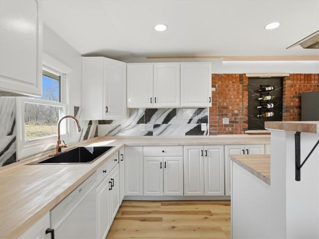 730 Fletcher Rd, Brighton Twp, PA 15009