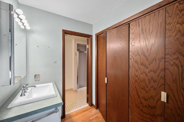 2909 Pelham ROAD, Madison, WI 53713
