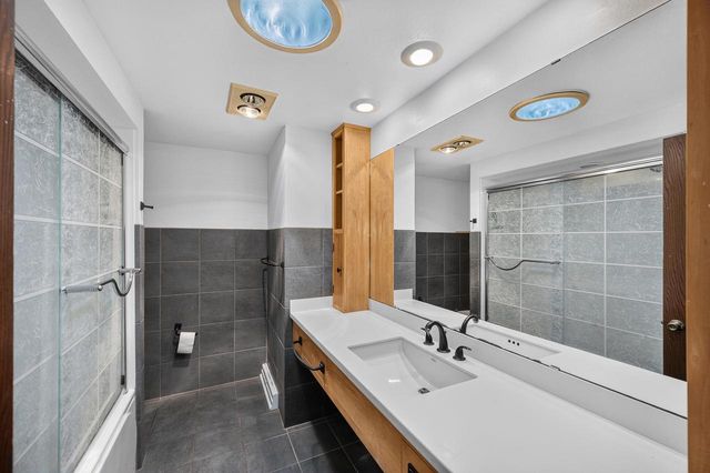 2909 Pelham ROAD, Madison, WI 53713