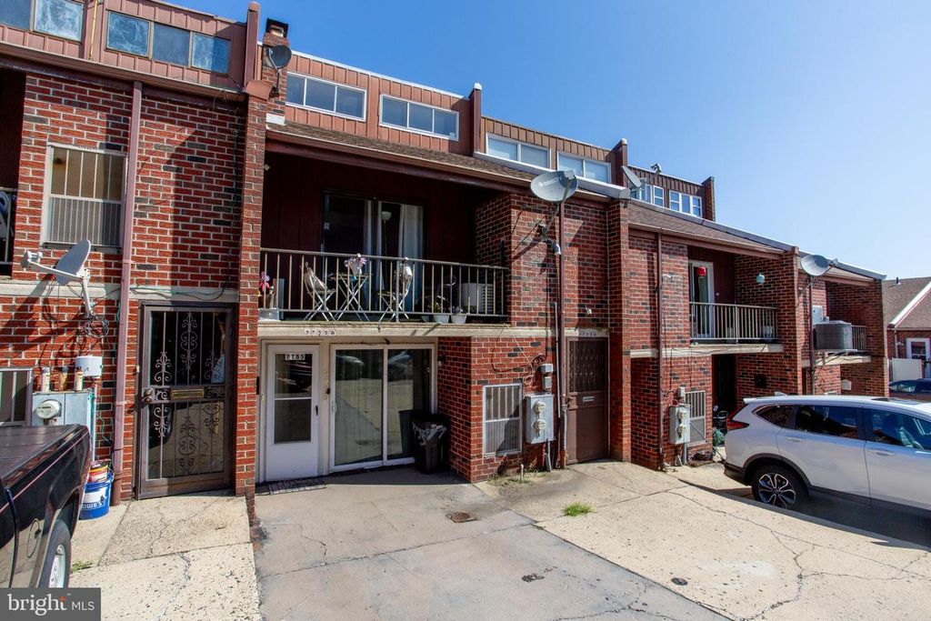7755 OXFORD AVE, PHILADELPHIA, PA 19111 — exterior